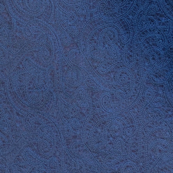 Aritzia - Wilfred Navy Lace Camisole Tank - Size XS - Picture 4 of 5